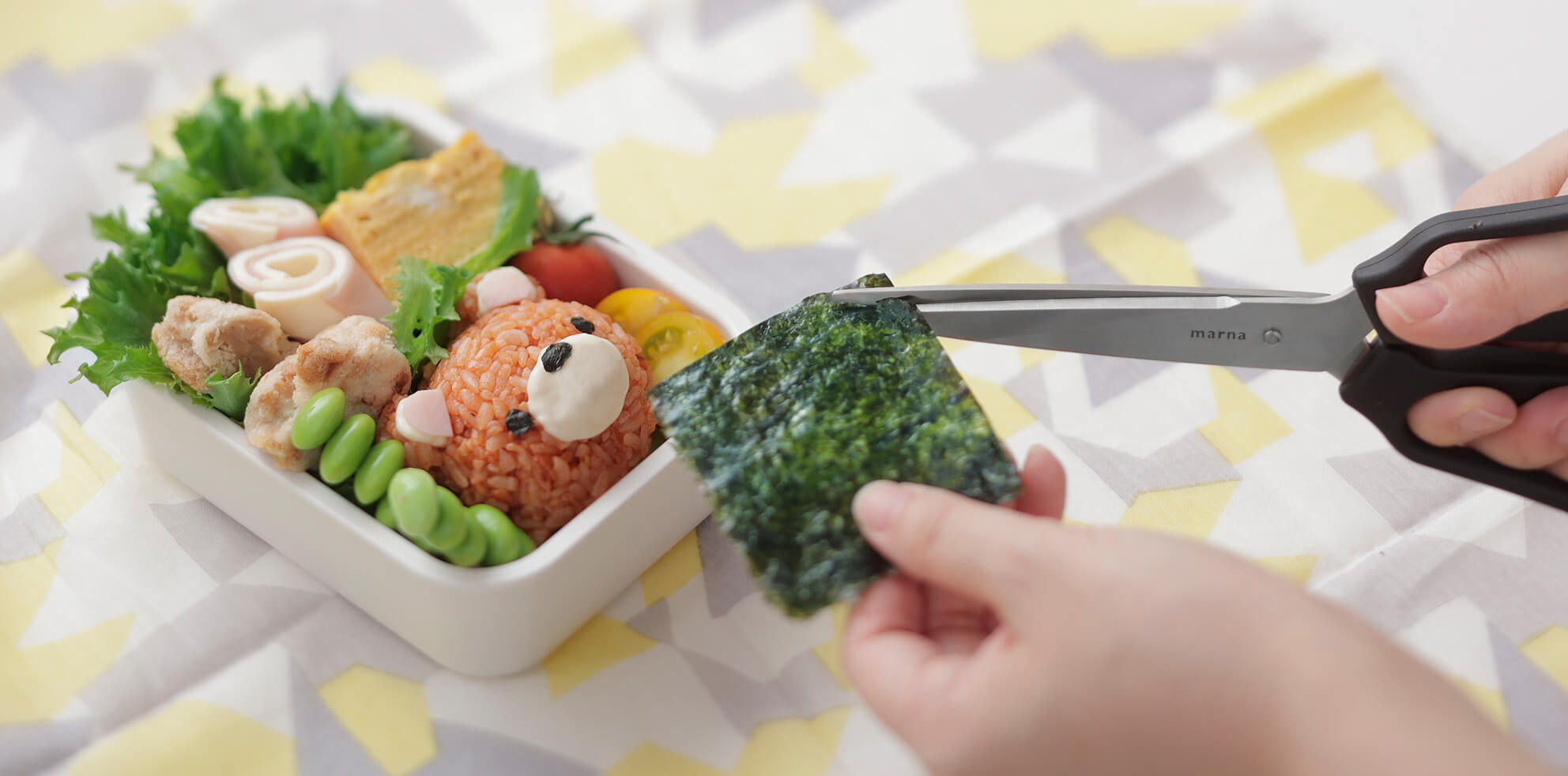 料理のハサミ