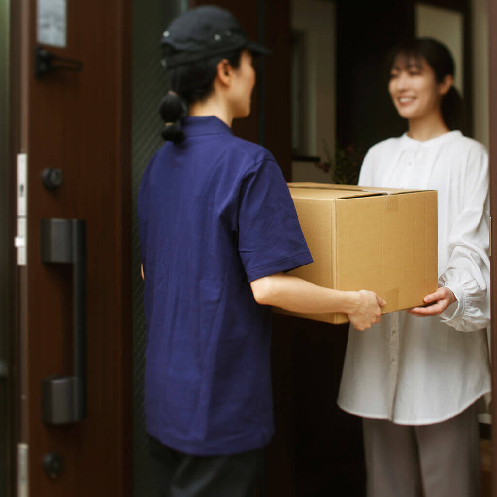 ドアを押すと解除できるドアストッパー