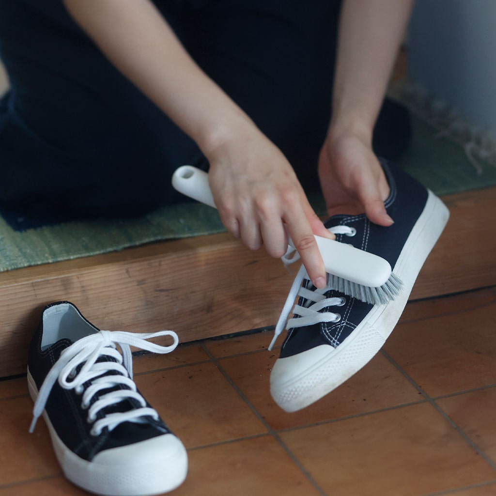 きれいに洗えるシューズブラシ ホワイト